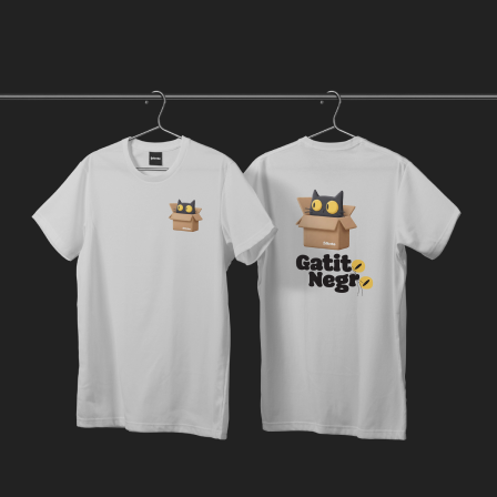Remera de algodón con estampado de gatito negro diseñado y producido por Elfiltrito